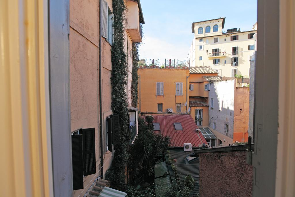 Navona Apartment *