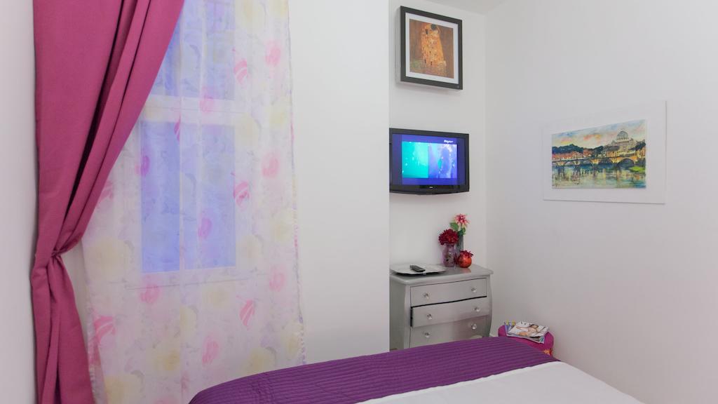 Apartment Consulta By In