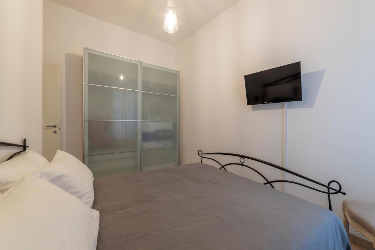 Borghese & Albani Apartment