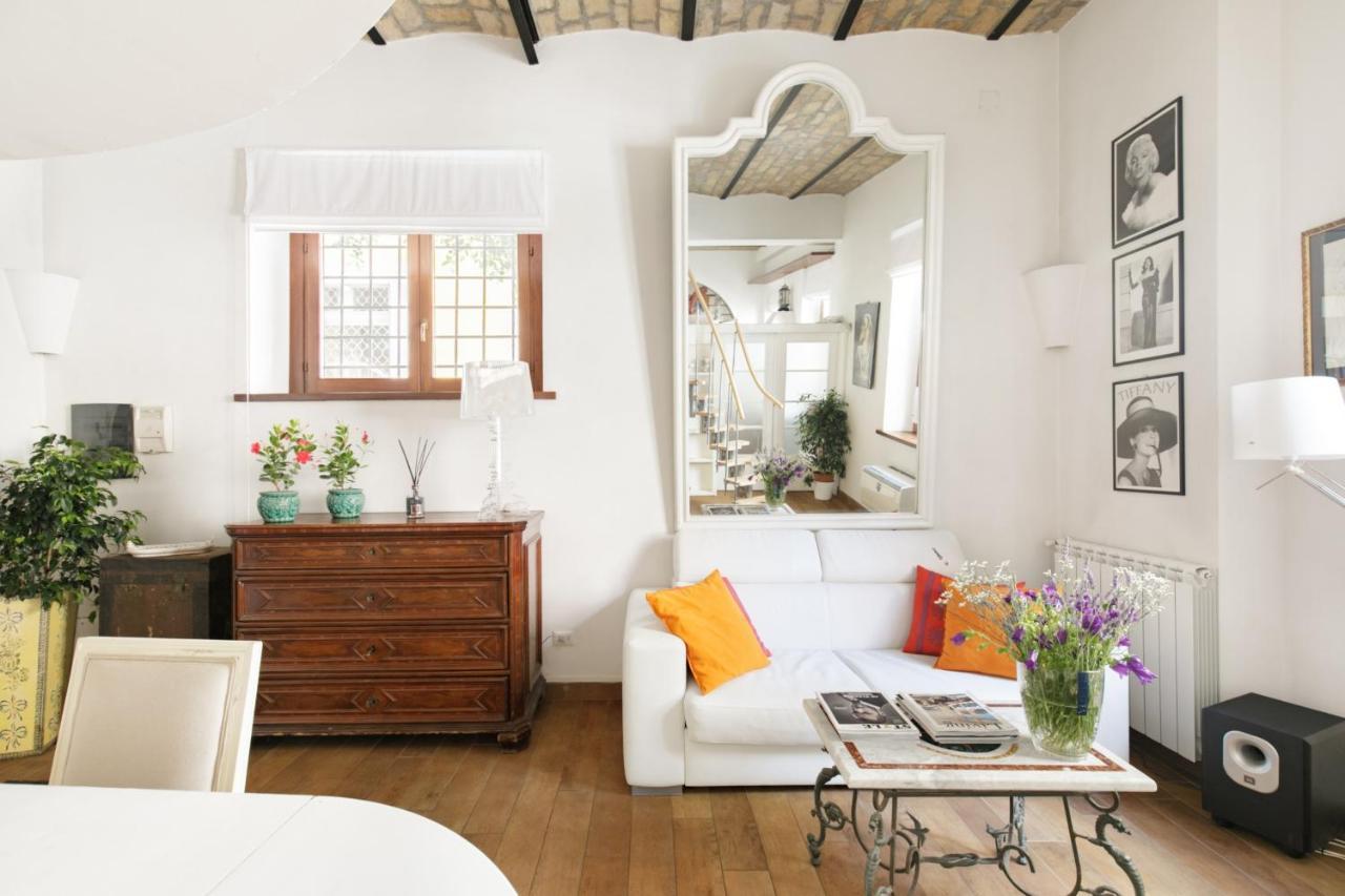 Leopardo 28 - Loft In Trastevere Rome
