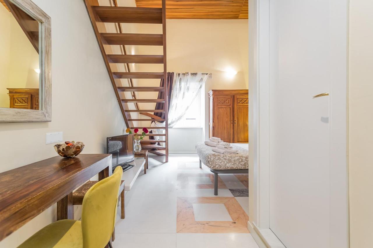 La Maison Nel Centro Storico Di Apartment