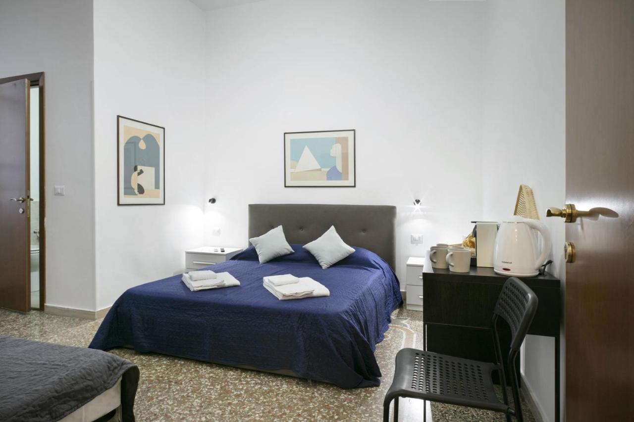 Lorenzo's - Vatican Guest house