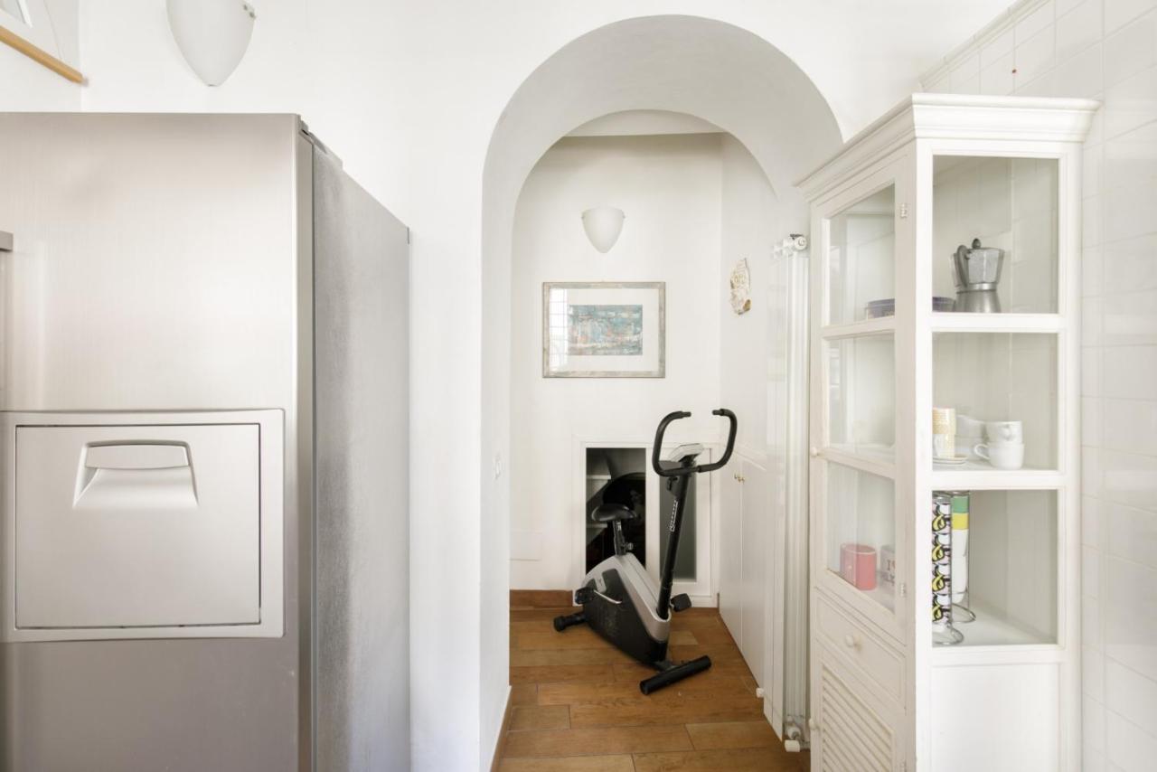 Apartment Leopardo 28 - Loft In Trastevere *