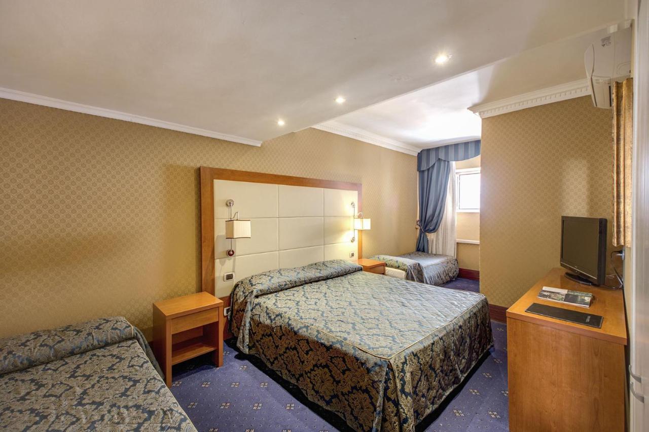 939 Hotel Rome
