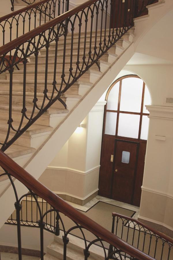 Guest house We Love Roma Guest House 2*