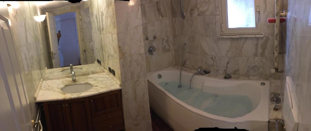 Attico Con Jacuzzi, Terrazzo E Fibra