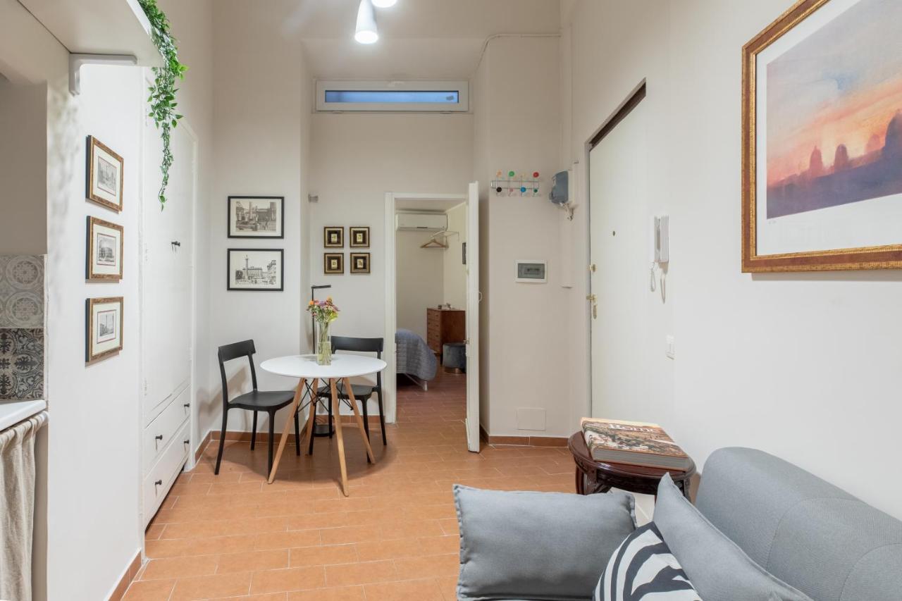 Apartment Iflat Pantheon Cozy Rome
