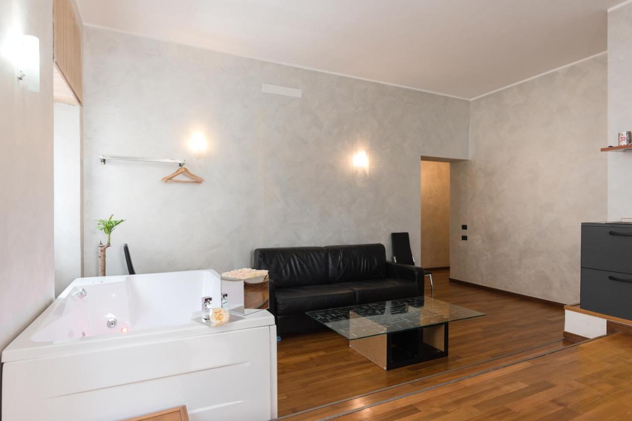 Rhome Plaza Collection Rome