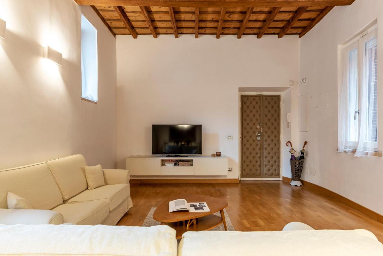 Apartment Pantheon Luxury Apartment *