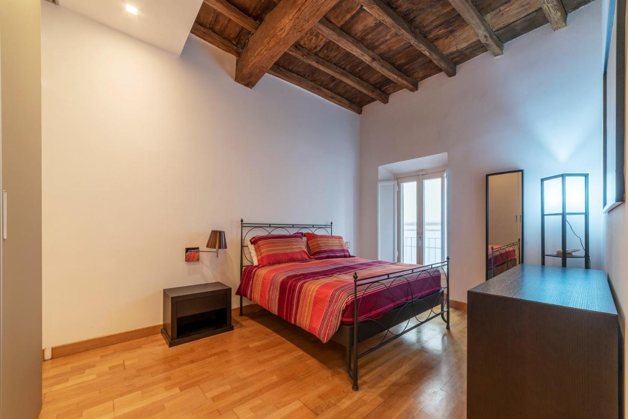 Apartment Pantheon Luxury Apartment