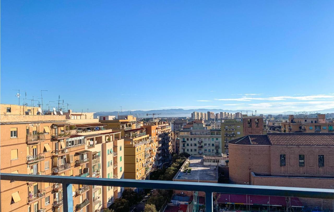 Stunning In With 1 Bedrooms And Wifi Appartamento
