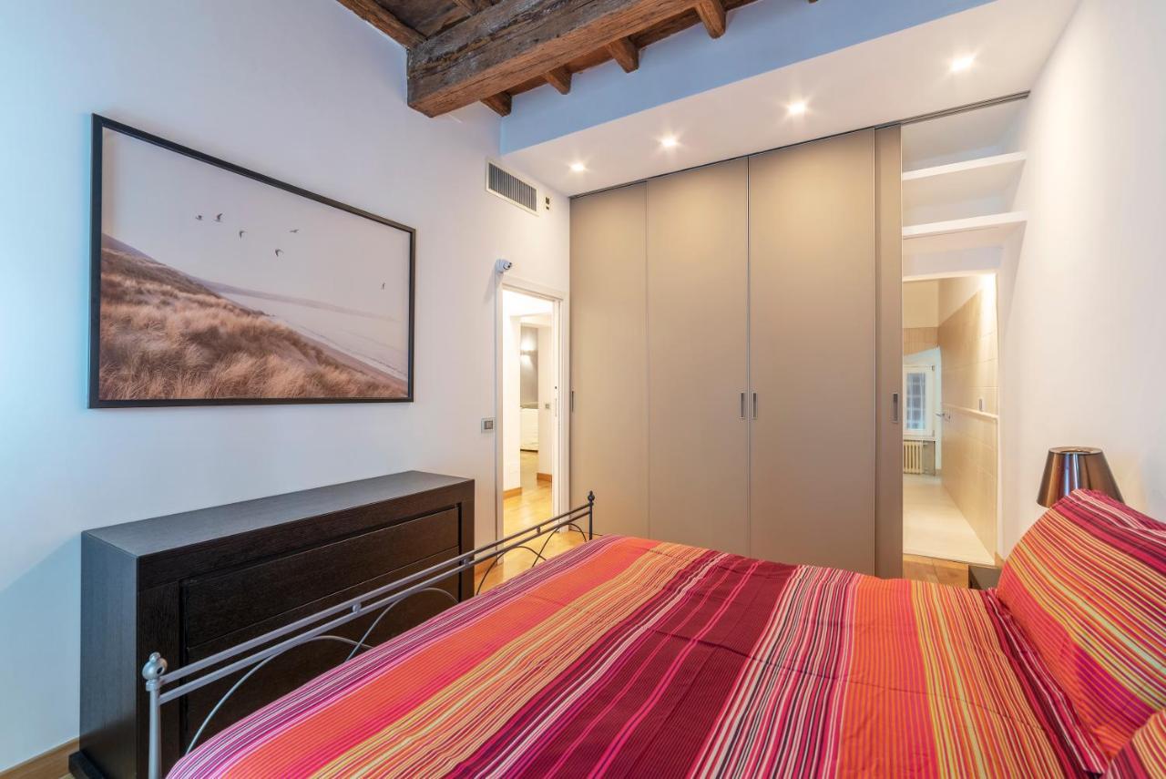 Pantheon Luxury Apartment