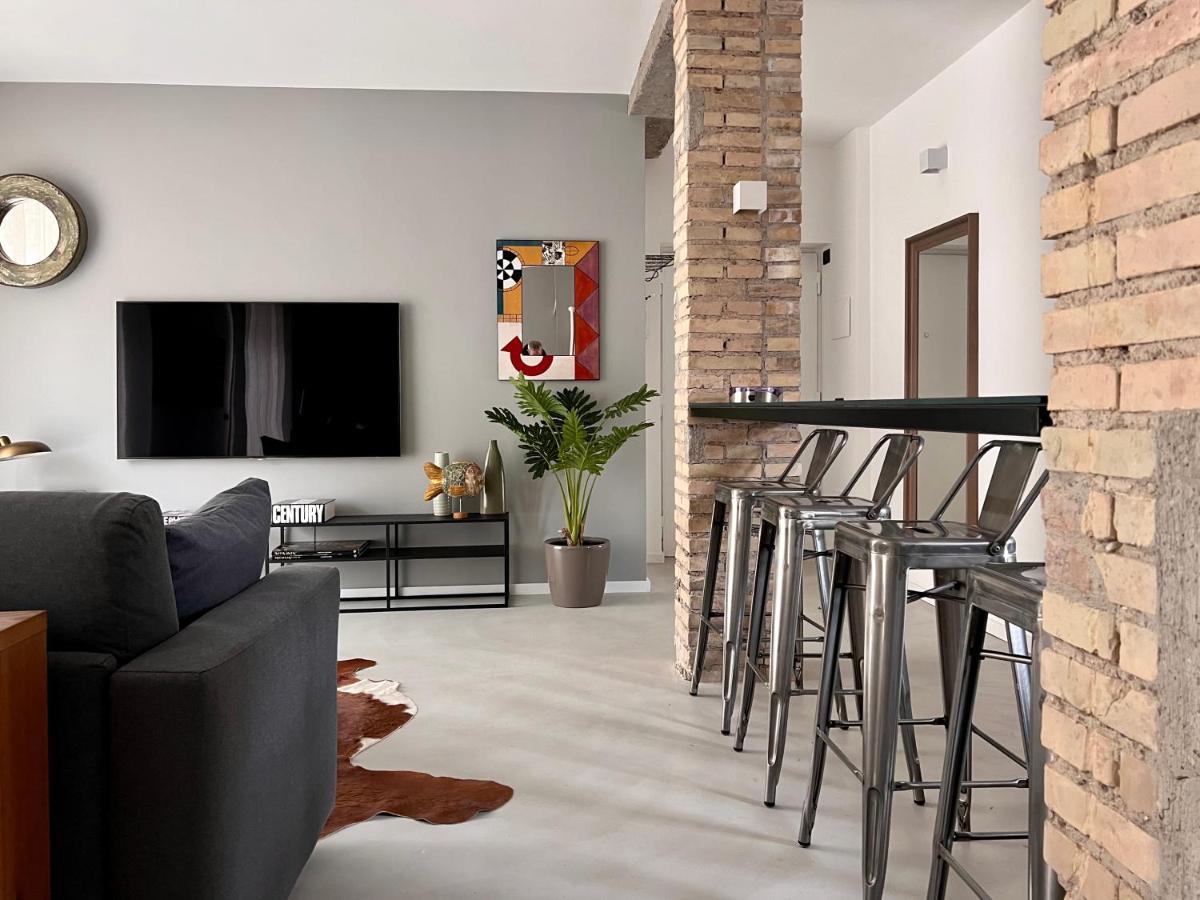 Romeasyoulike - Magenta Loft Appartamento *
