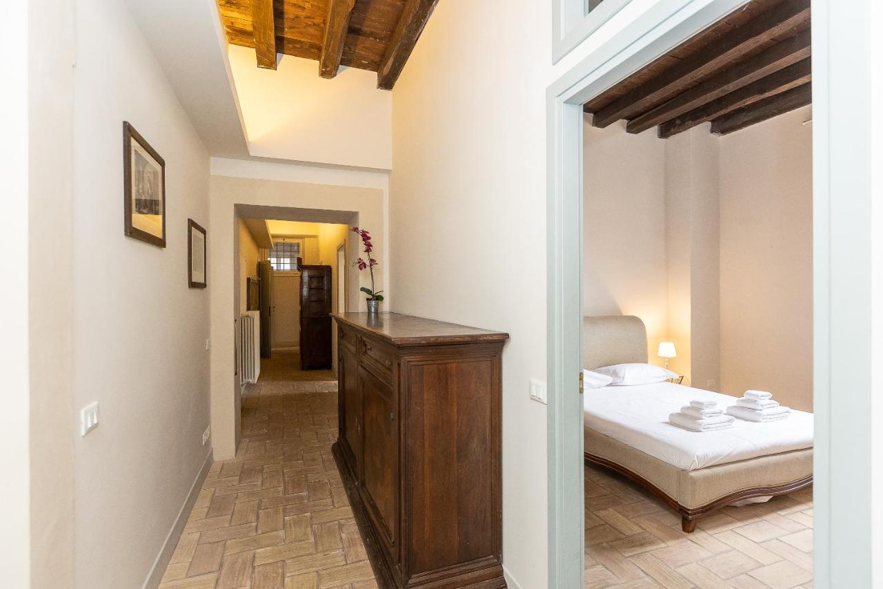 Historical - Arco Dei Banchi Apartment *