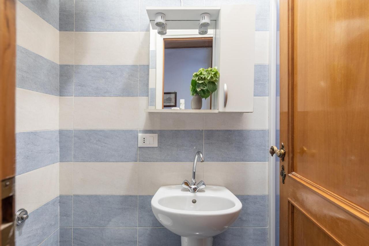 Apartment Iflat Trevi Fountain At Your Feet Rome