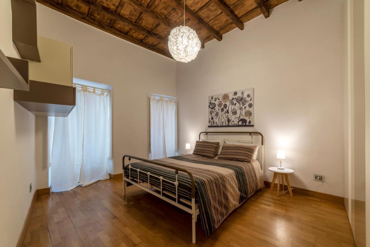 Apartment Pantheon Luxury Apartment