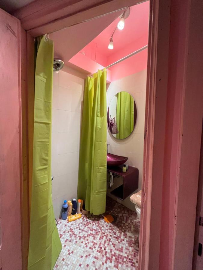 Affitto Due Camere, Due Bagni In *