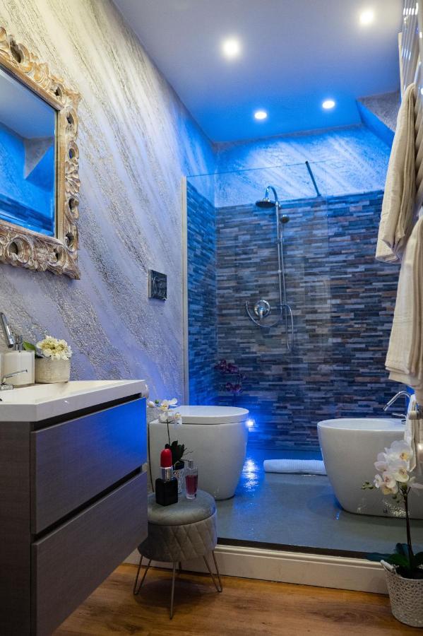 Pantheon Chic Apartment