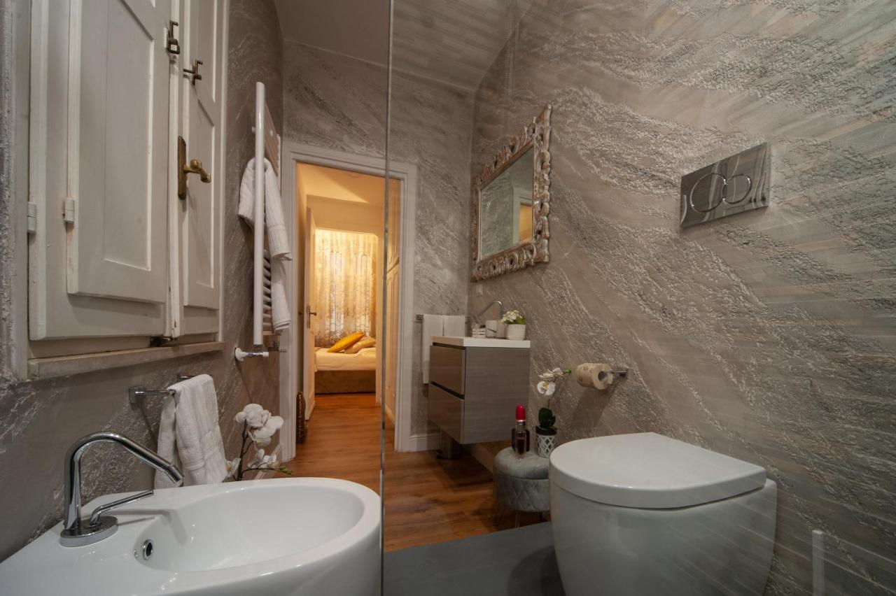 Apartment Pantheon Chic