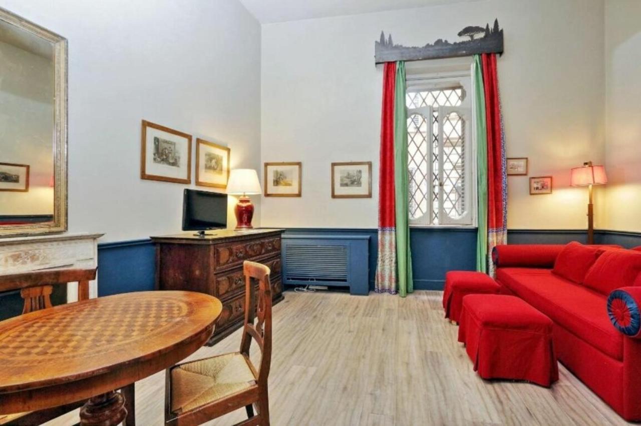 Apartment In Centre Via Gregoriana By Halldis
