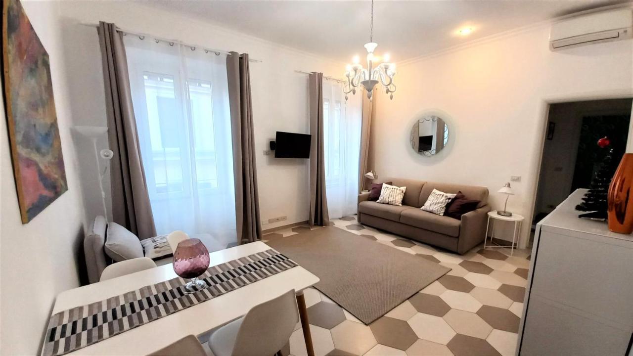 Apartment In Borgo Vittorio A Due Passi Da San Pietro *