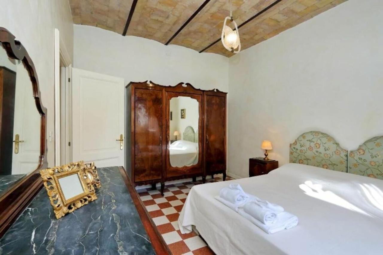 Apartment Borgo Vittorio Rome