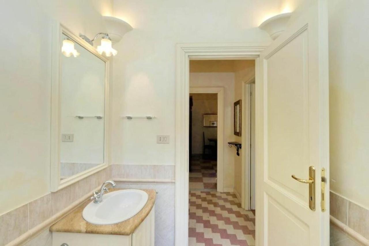 Borgo Vittorio Apartment Rome