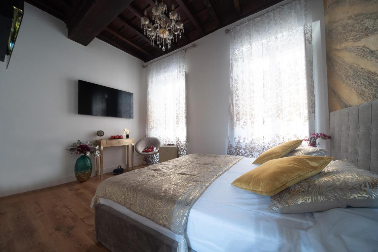 Pantheon Chic Apartment *