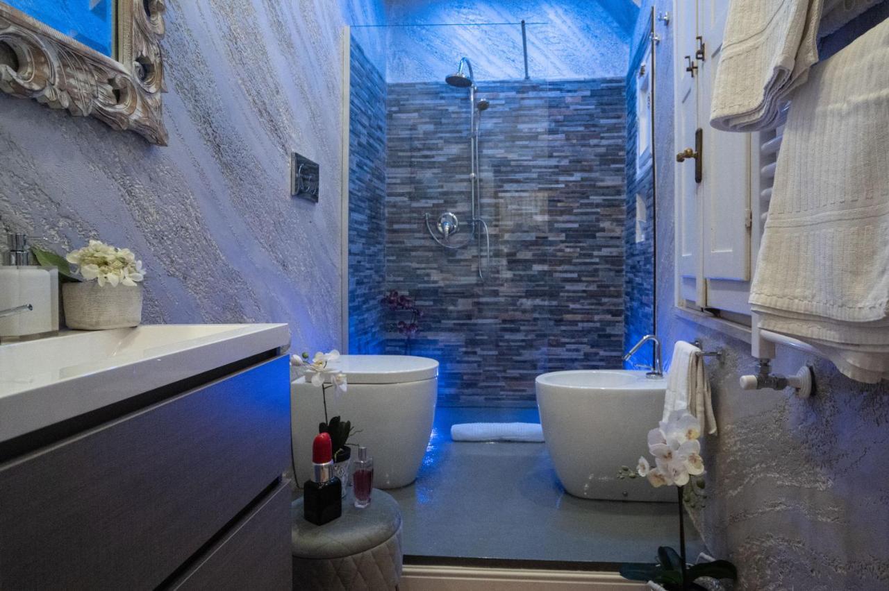 Apartment Pantheon Chic