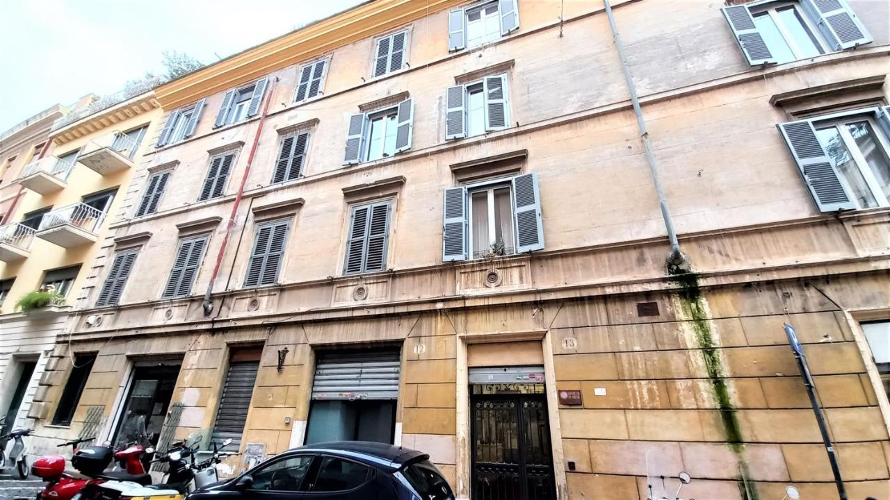 In Borgo Vittorio A Due Passi Da San Pietro * Rome