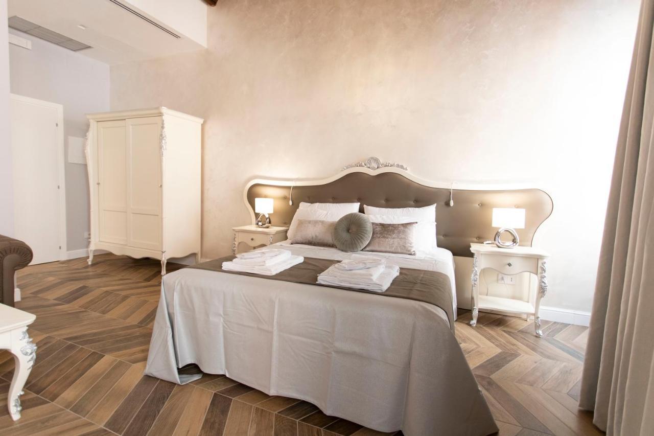 Palazzo Fracassini Rome