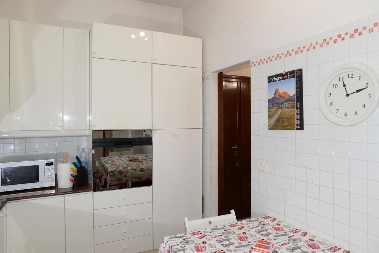 Emilios Entire Up To 7 People Guest house *