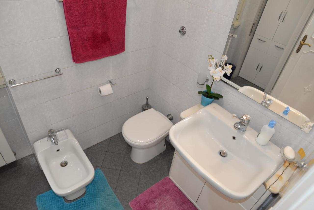 Emilios Entire Up To 7 People Guest house Rome