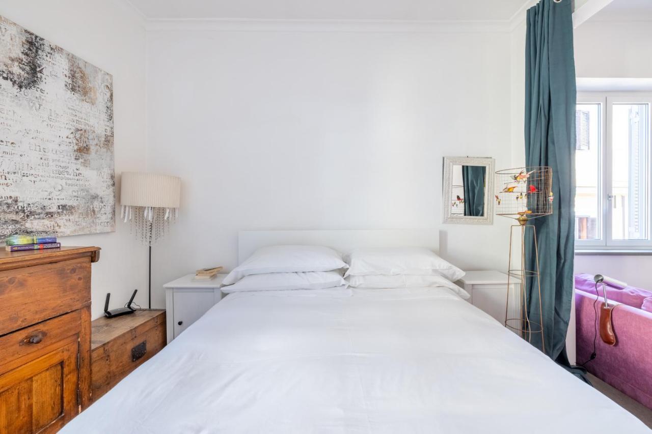 Spanish Step Rooftop Boutique Holiday home