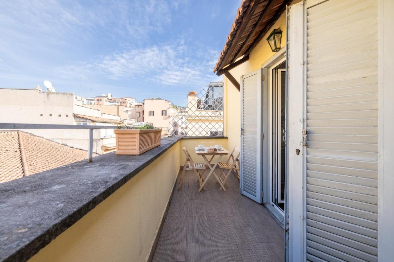 Spanish Step Rooftop Boutique Holiday home Rome