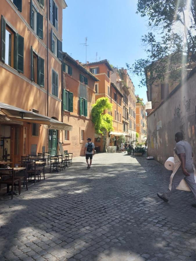 Guest house Spanish Steps Bedroom Rome