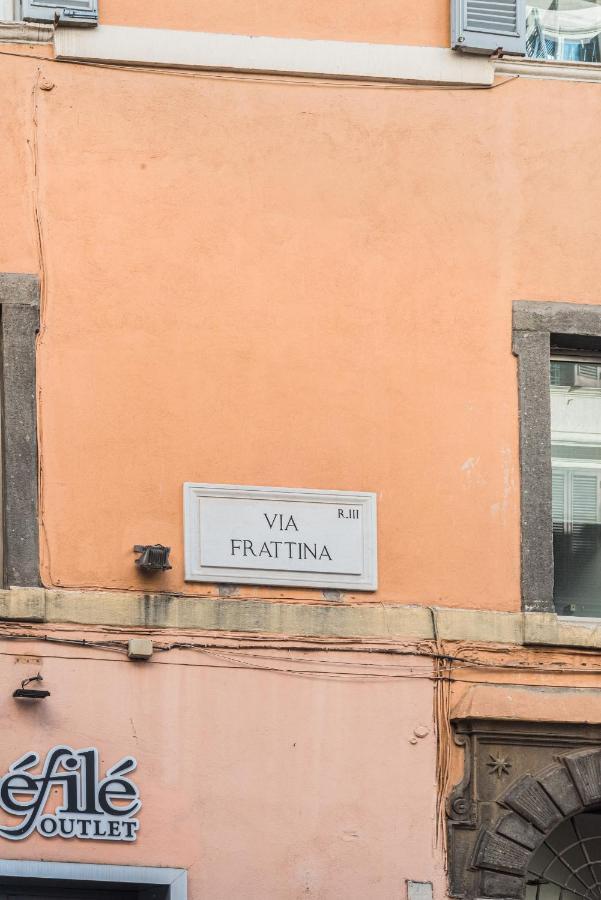 Apartment Frattina 35