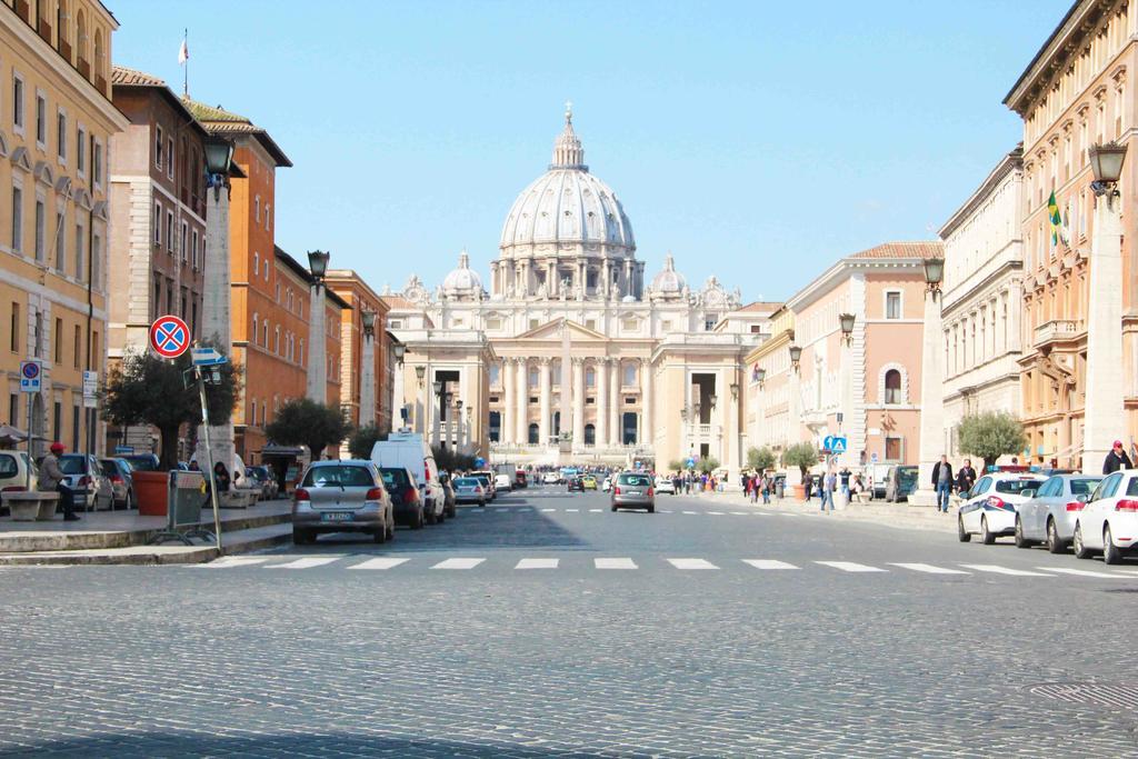 Luxury White House Apartment Rome
