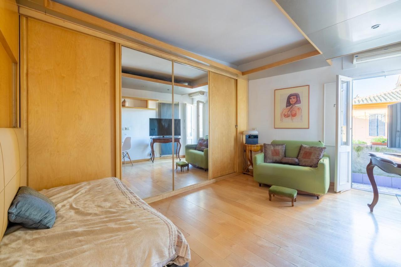 Romantic In Trastevere Apartment *