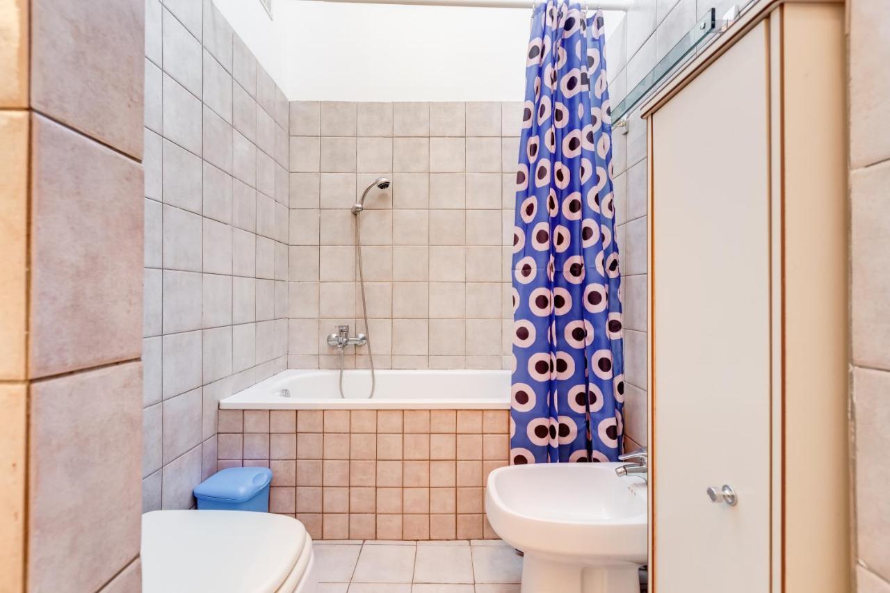 Con 3 Da Letto E 2 Bagni Vicino Al Vaticano Apartment *