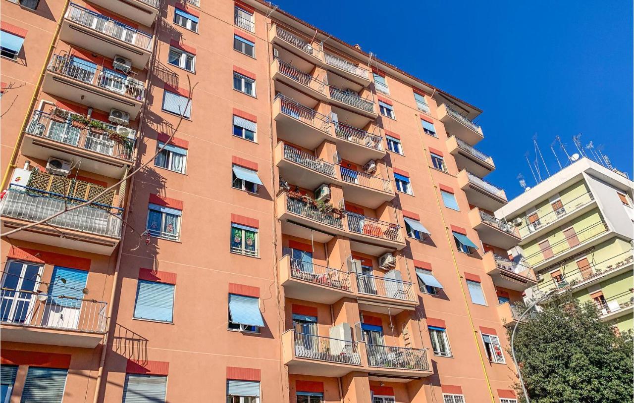 Stunning In With 1 Bedrooms And Wifi Appartamento *