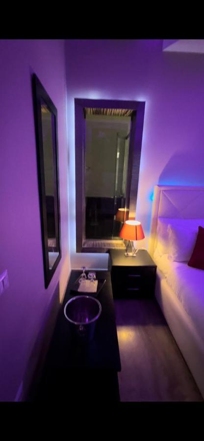 Luxury Sistina Suites Guest house