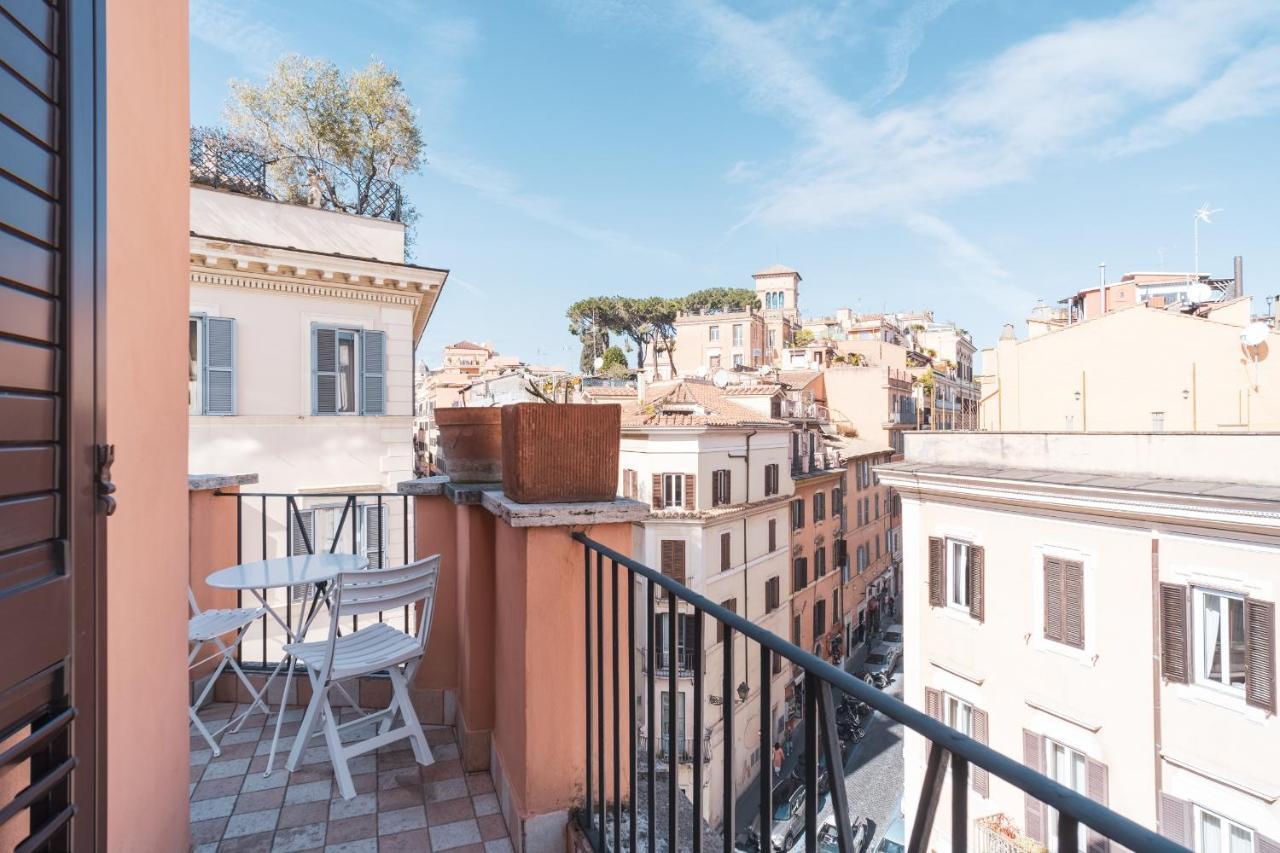 Golden Piazza Di Spagna Rome