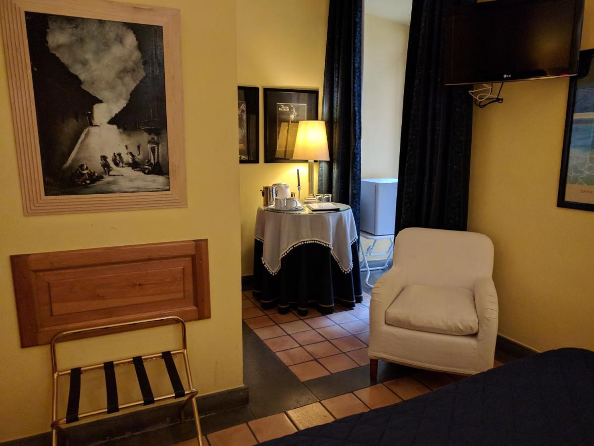 Cairoli Hotel Rome