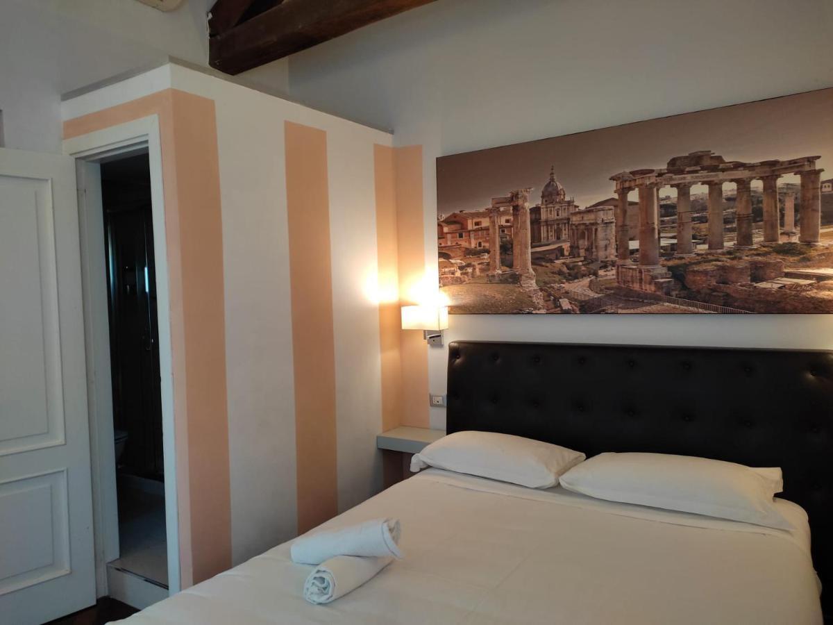 Relais Palazzo Taverna Rome