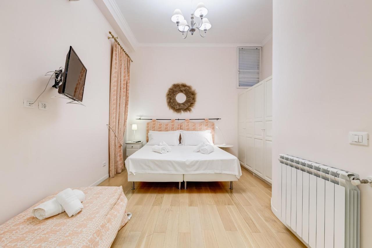 Apartment Trevi Fountain Modern Rome