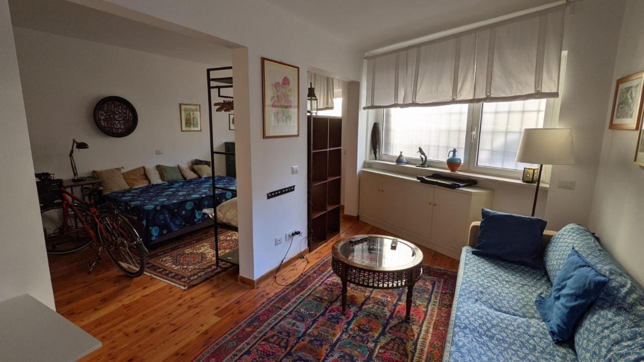 Cosy 1-bed Studio In *
