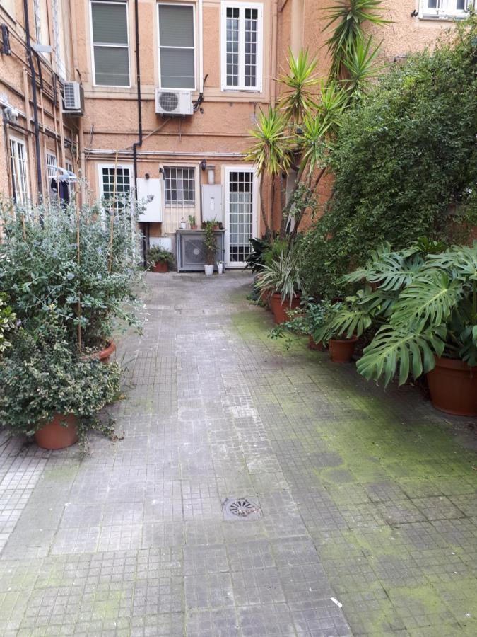 Tra Gianicolo E Trastevere Bed & Breakfast Roma