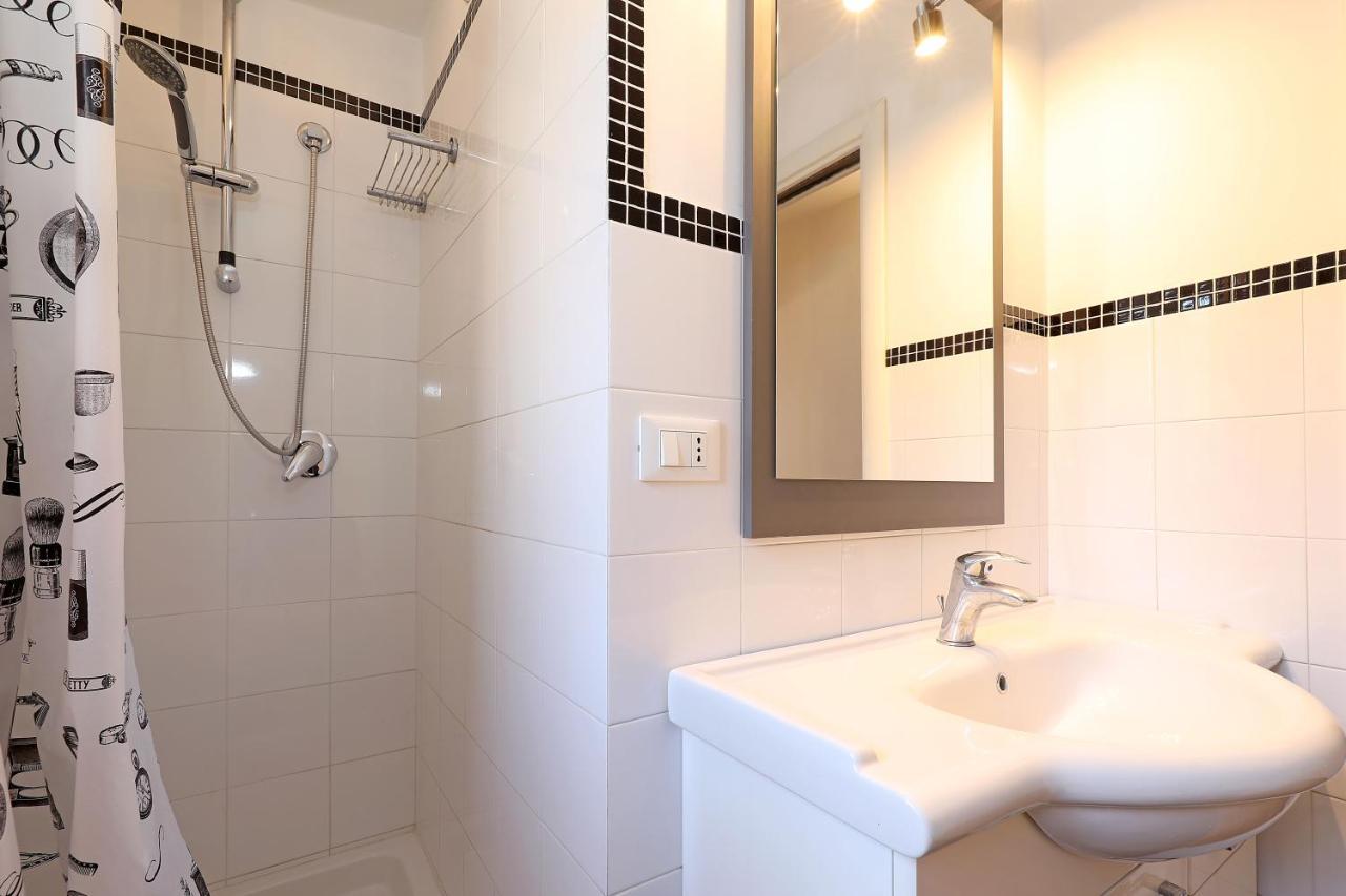 Apartment Monserrato *