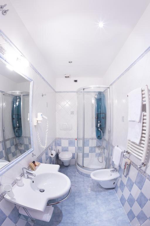 3rd Floor 69 Manin Street * Rome